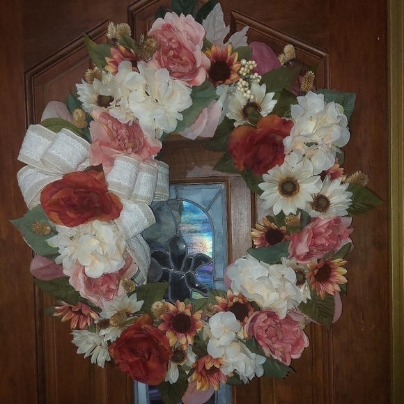 HANDMADE fall or everyday wreath indoor or outdoor home decor - Picture 9 of 9